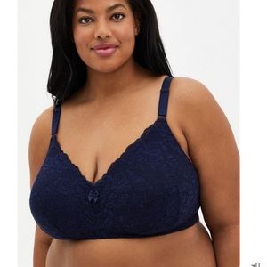 Torrid Wire-Free Lightly Lined Lace 360° Back Smoothing® Bra